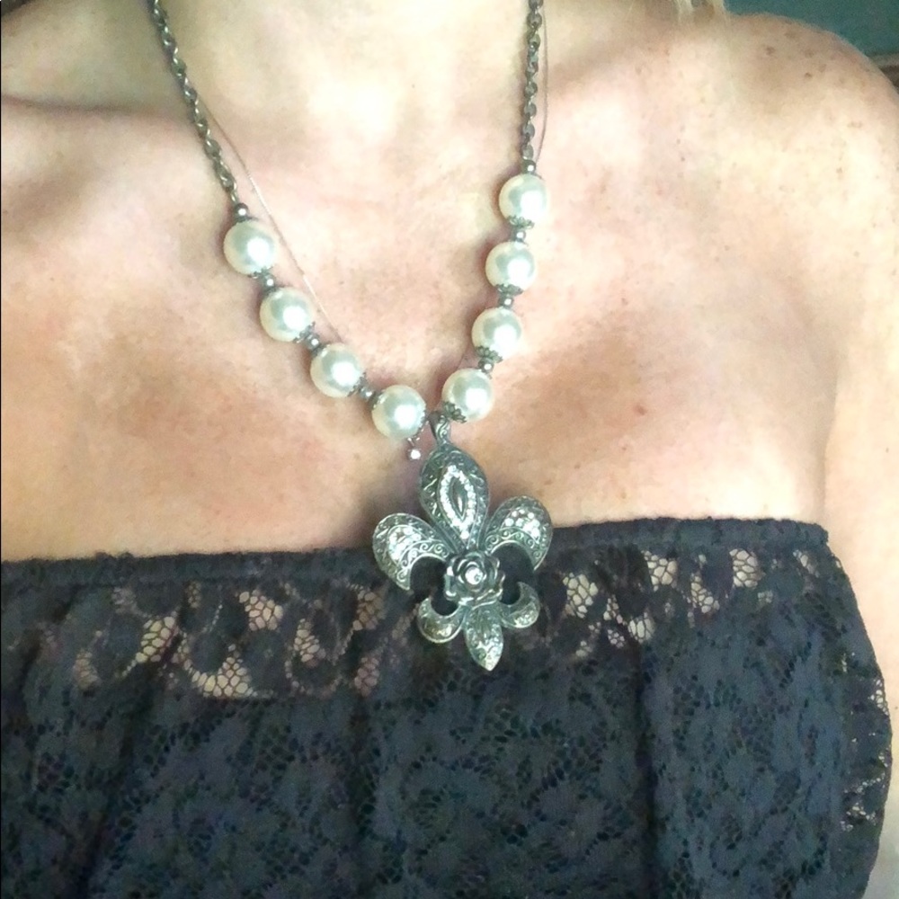 Costume jewelry bling and pearls necklace
